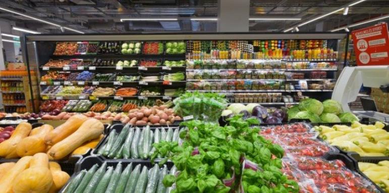 Куп храни поевтиняват, но инфлацията пълзи нагоре